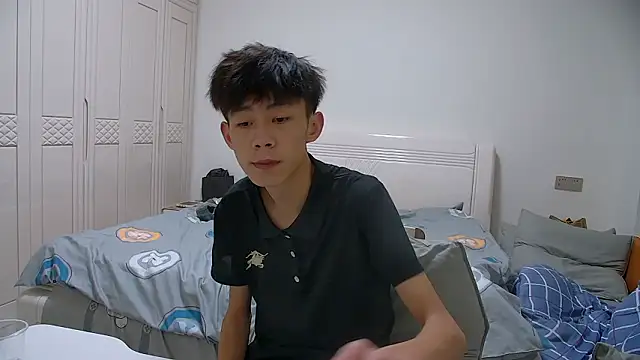 Snapshot of paofu-001 chatting on 02/21/26, 10:27 paofu-001 online show from 02/21/26, 10:27