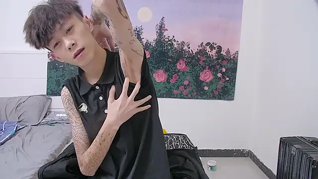 Snapshot of paofu-001 chatting on 04/08/26, 10:15 paofu-001 online show from 04/08/26, 10:15