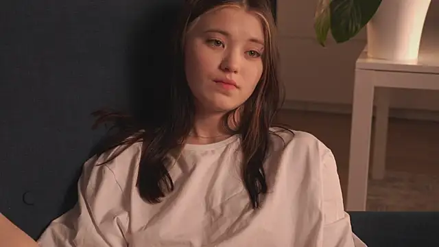 Snapshot of EleniRoeber chatting on 02/17/26, 08:26 EleniRoeber online show from 02/17/26, 08:26