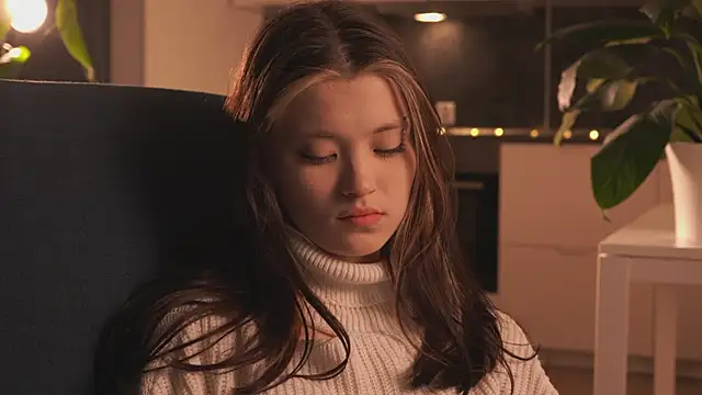 Snapshot of EleniRoeber chatting on 02/18/26, 04:14 EleniRoeber online show from 02/18/26, 04:14