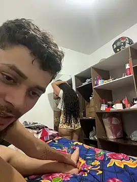 Snapshot of casal_prosperar chatting on 02/25/26, 03:49 casal prosperar online show from 02/25/26, 03:49