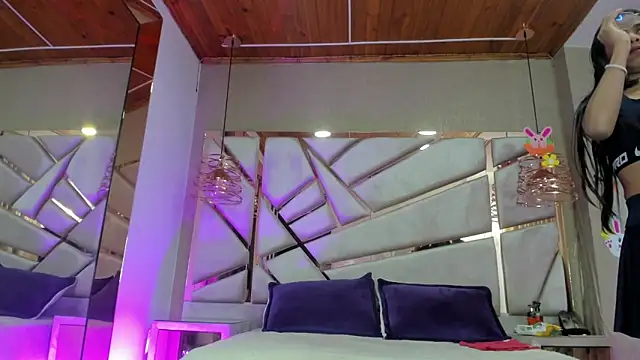 francis 20 online show from 04/11/26, 01:59