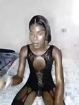 Chocolate Queenxx03 online show from 05/28/26, 12:19