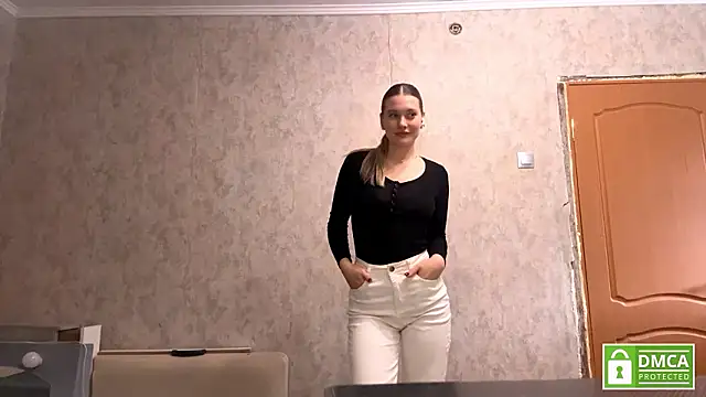 Jolievic online show from 03/24/26, 11:26