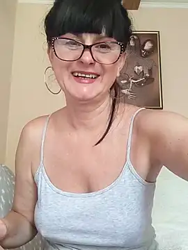 AliceSwan57 online show from 06/19/26, 07:12