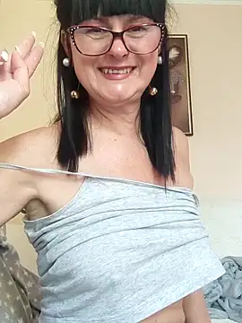 AliceSwan57 online show from 06/20/26, 06:49