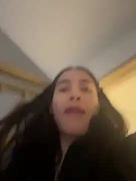 JuliaaVega online show from 05/12/26, 12:02