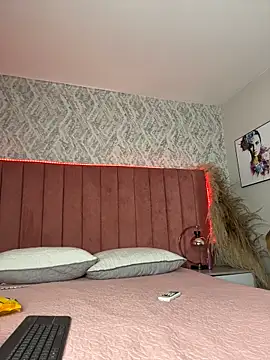 chiarabonds online show from 04/01/26, 05:21