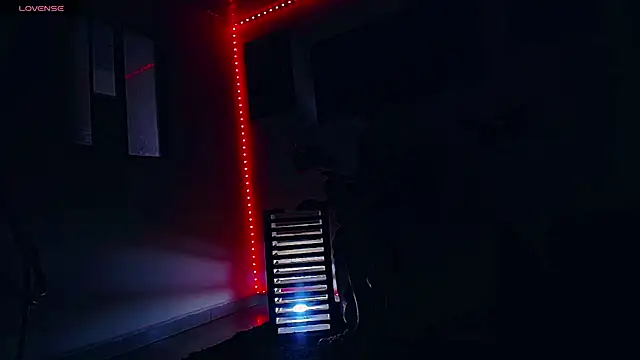 Tatoo Noah online show from 04/05/26, 12:57