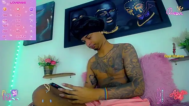 Tatoo Noah online show from 04/11/26, 01:04