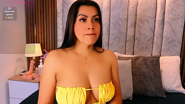 naomy smithxx online show from 03/10/26, 10:31