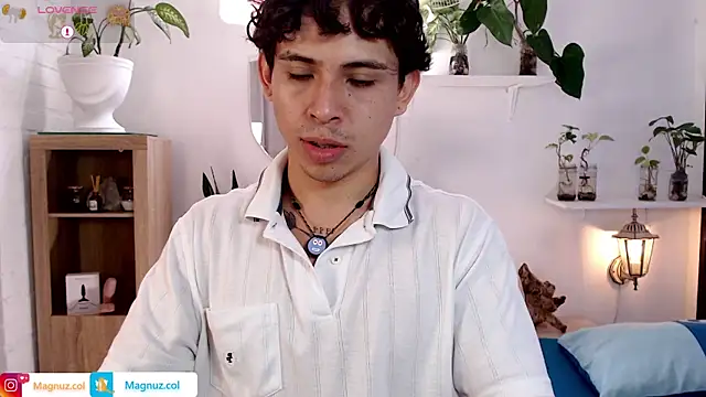 Snapshot of Magnuz_Col chatting on 05/28/26, 03:31 Magnuz Col online show from 05/28/26, 03:31