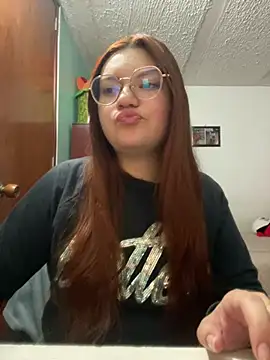 Snapshot of Vixroy7 chatting on 06/25/26, 12:10 Vixroy7 online show from 06/25/26, 12:10