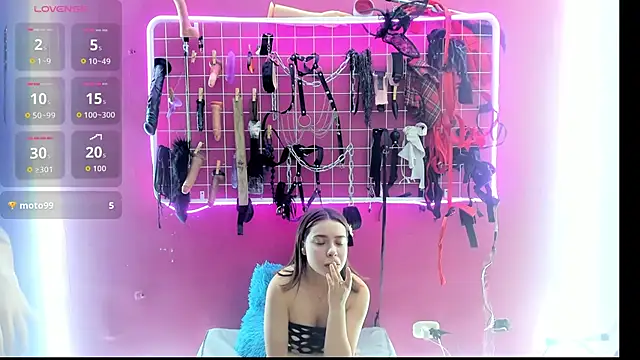 Slave Melany bdsm online show from 03/02/26, 07:32