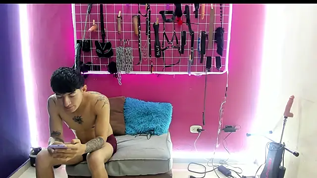 Slave Melany bdsm online show from 04/15/26, 12:34