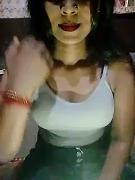 Ayesha Khan1 online show from 04/03/26, 03:21