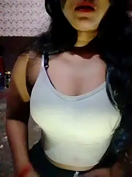 Ayesha Khan1 online show from 04/07/26, 01:44