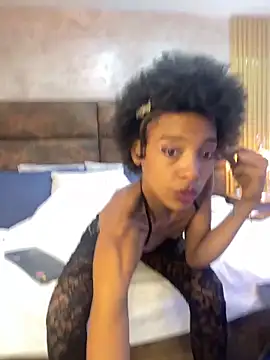 Afrodita Greenn online show from 05/05/26, 12:24