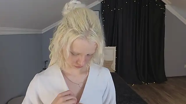 Snapshot of Naomi_Demio chatting on 02/22/26, 09:08 Naomi Demio online show from 02/22/26, 09:08