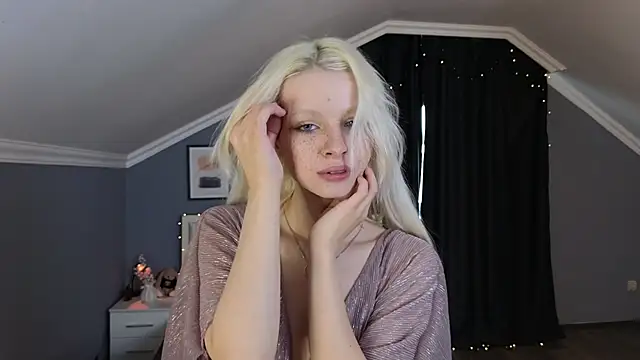 Snapshot of Naomi_Demio chatting on 02/28/26, 10:27 Naomi Demio online show from 02/28/26, 10:27