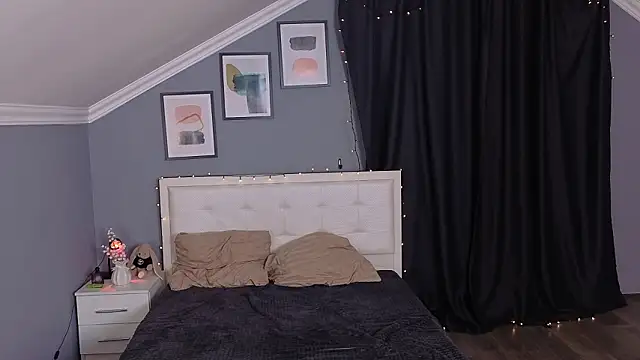 Snapshot of Naomi_Demio chatting on 03/04/26, 10:10 Naomi Demio online show from 03/04/26, 10:10