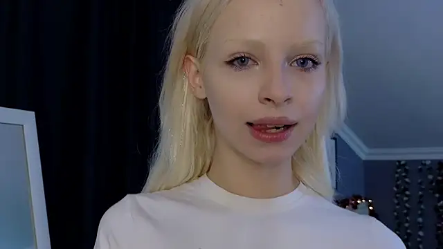 Naomi Demio online show from 05/01/26, 12:32
