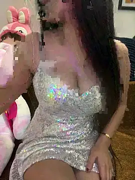 Snapshot of Maahhii chatting on 02/10/26, 02:43 Maahhii online show from 02/10/26, 02:43