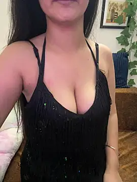 Maahhii online show from 07/04/26, 10:43