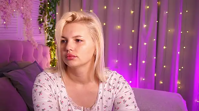 AmeliaWeells online show from 05/24/26, 02:38