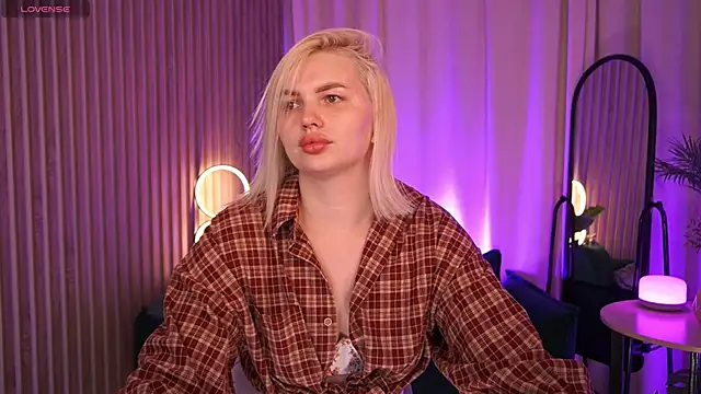 AmeliaWeells online show from 05/26/26, 04:08