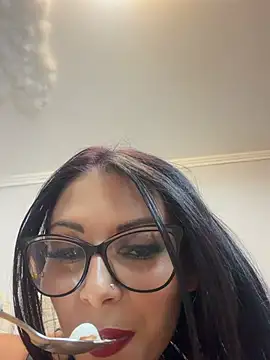 HiddendesireXO01 online show from 07/06/26, 07:16