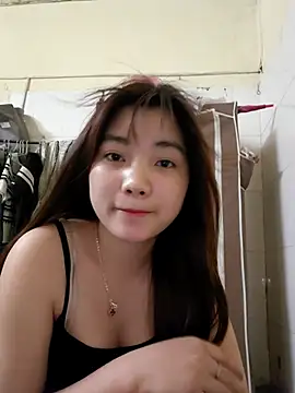 Pinks cool online show from 03/25/26, 02:17