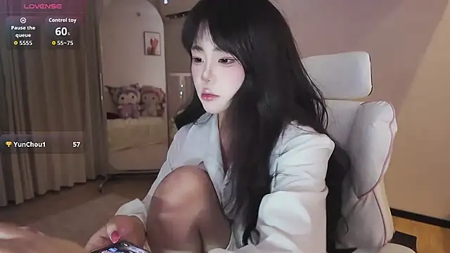 Jolie-22 online show from 05/07/26, 02:11