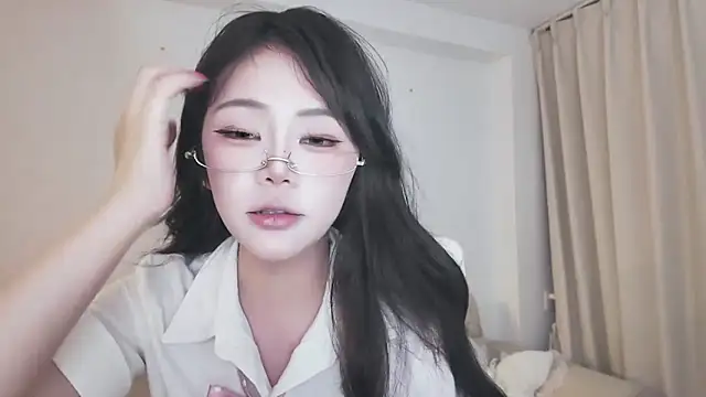 Jolie-22 online show from 05/09/26, 01:27