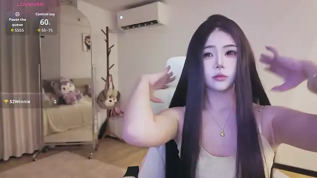 Jolie-22 online show from 06/01/26, 02:52