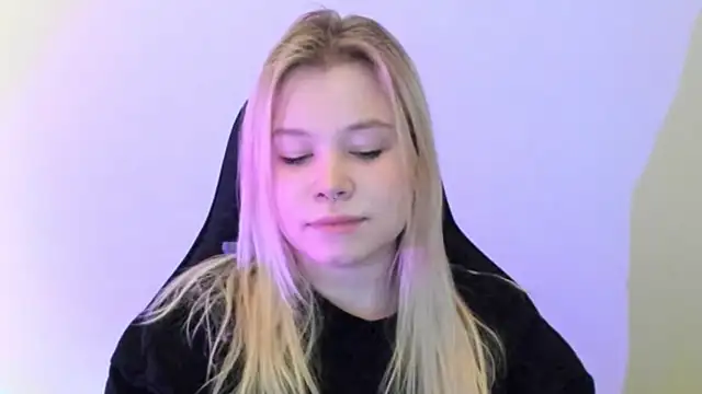 Lulu Di online show from 02/17/26, 10:16