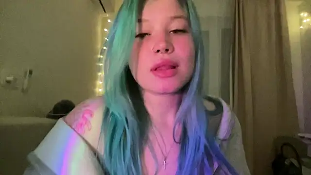 Lulu Di online show from 04/18/26, 07:58