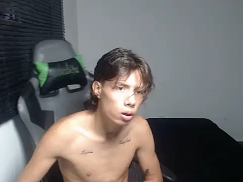 Snapshot of Didi_hard chatting on 02/11/26, 11:59 Didi hard online show from 02/11/26, 11:59