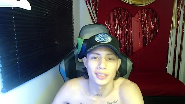 Snapshot of Didi_hard chatting on 02/15/26, 08:05 Didi hard online show from 02/15/26, 08:05