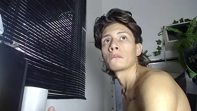 Snapshot of Didi_hard chatting on 02/24/26, 08:40 Didi hard online show from 02/24/26, 08:40