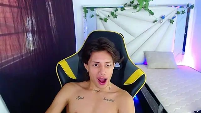 Didi hard online show from 03/23/26, 04:22