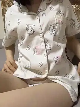 miaomiaou  online show from 04/25/26, 04:37