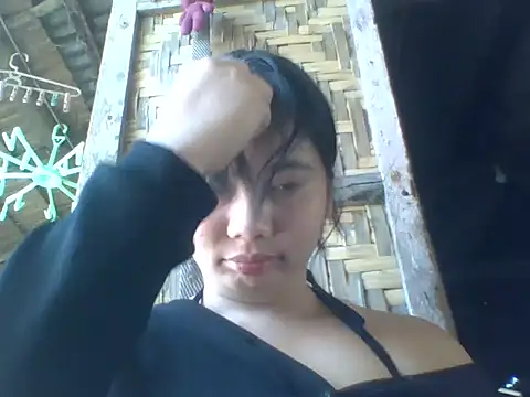 xxexy Vivica05 online show from 04/12/26, 05:01