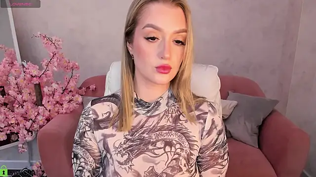 Viickie Nelsson online show from 04/11/26, 09:24