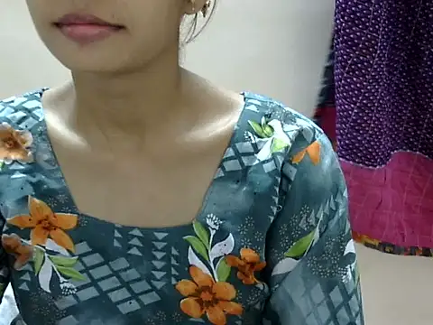 Kulsum S online show from 07/06/26, 02:03