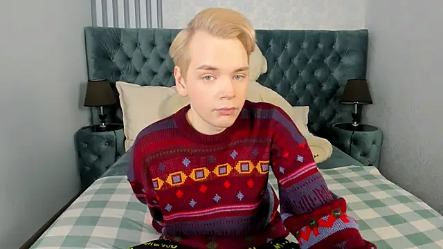 Snapshot of Je_Salvatore chatting on 02/02/26, 07:51 Je Salvatore online show from 02/02/26, 07:51