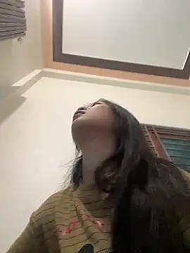 Lyn-be99 online show from 02/25/26, 12:42