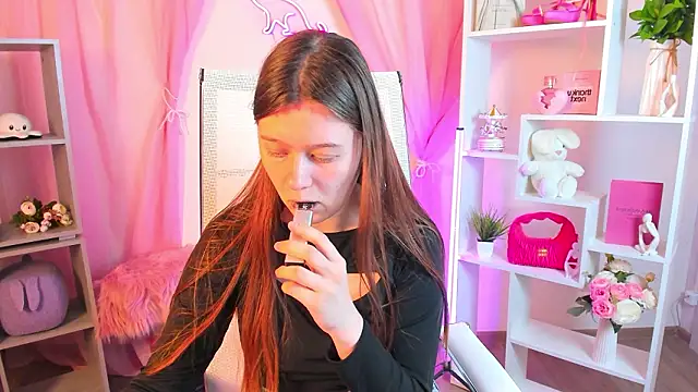 CelestineMauriac online show from 03/19/26, 06:34