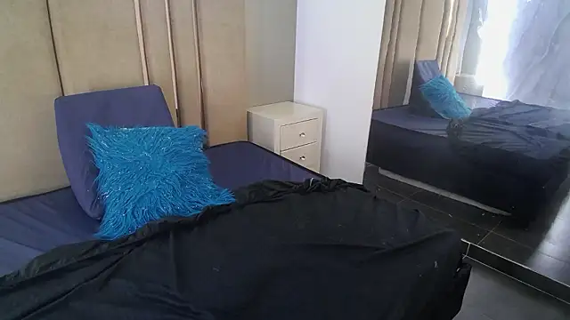 Snapshot of liliana_pink chatting on 02/23/26, 11:57 liliana pink online show from 02/23/26, 11:57