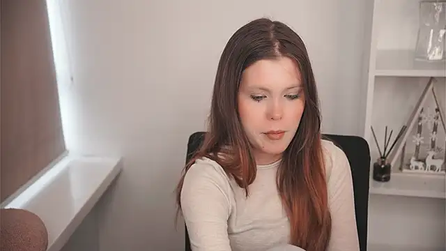 Snapshot of MarnieWootan chatting on 02/08/26, 05:11 MarnieWootan online show from 02/08/26, 05:11